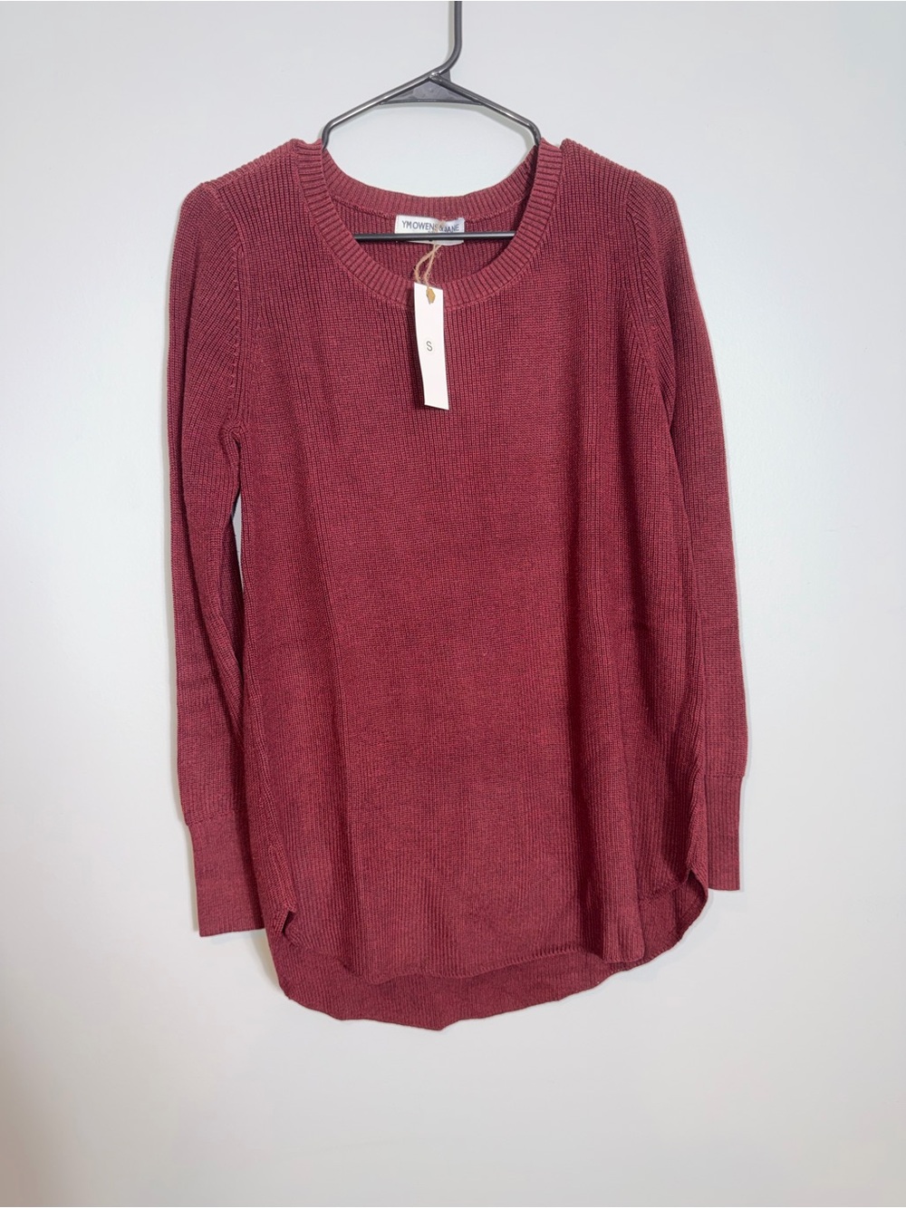Crew Neck Sweater Soft Knit- burgundy